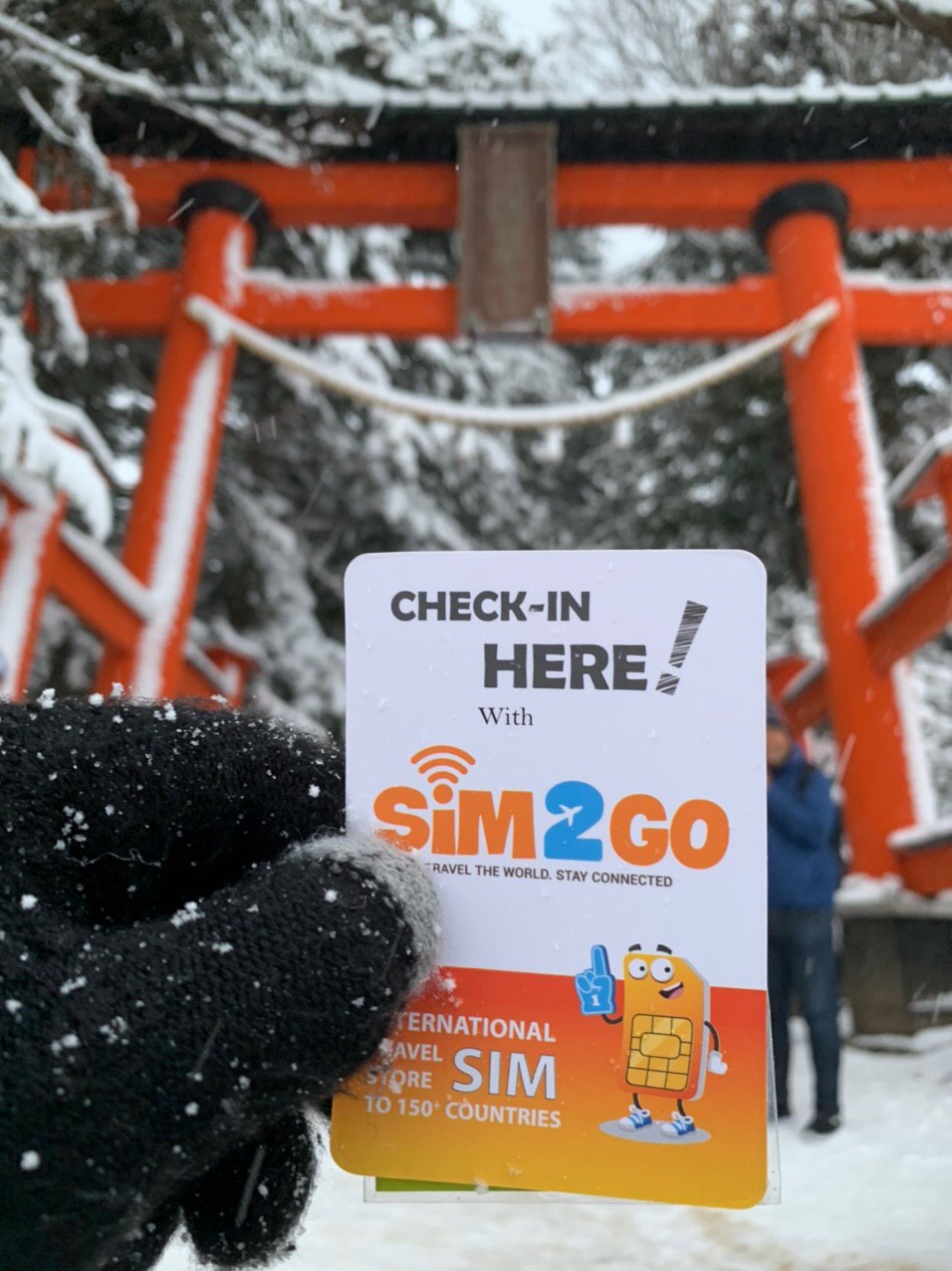 Khách hàng SIM2GO check-in tại Sapporo Fushimi Inari Shrine