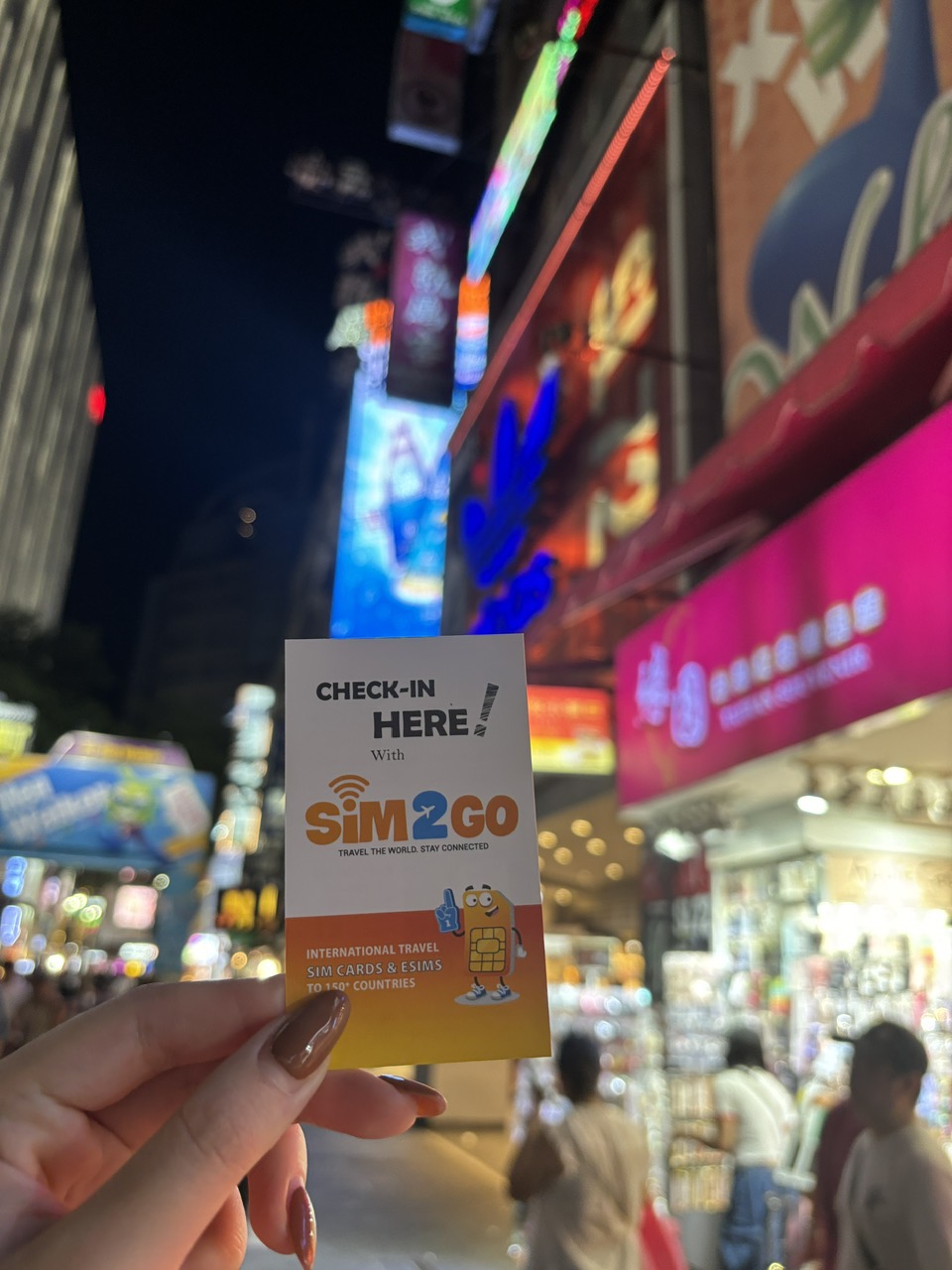 Khách hàng dùng SIM du lịch Đài Loan tìm đường đến phố đêm Ximending