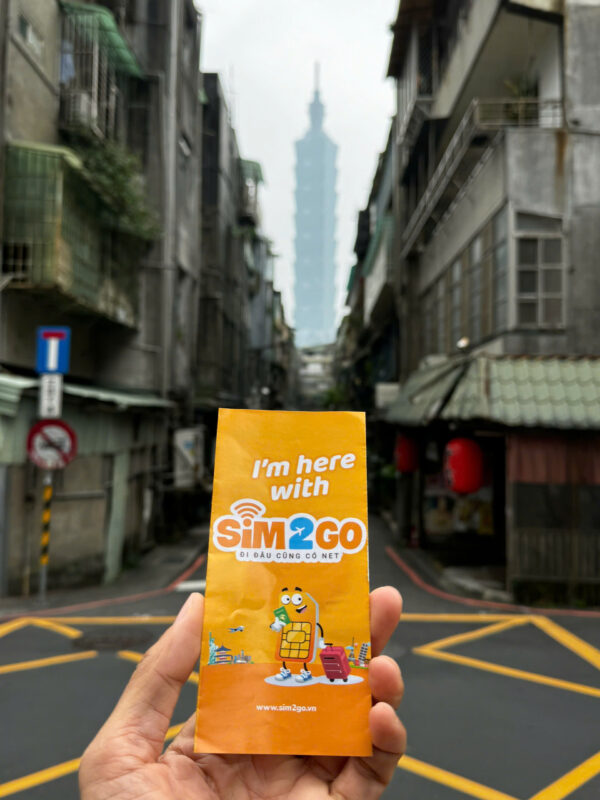 Dạo phố Hong Kong không lo kết nối cùng SIM2GO!