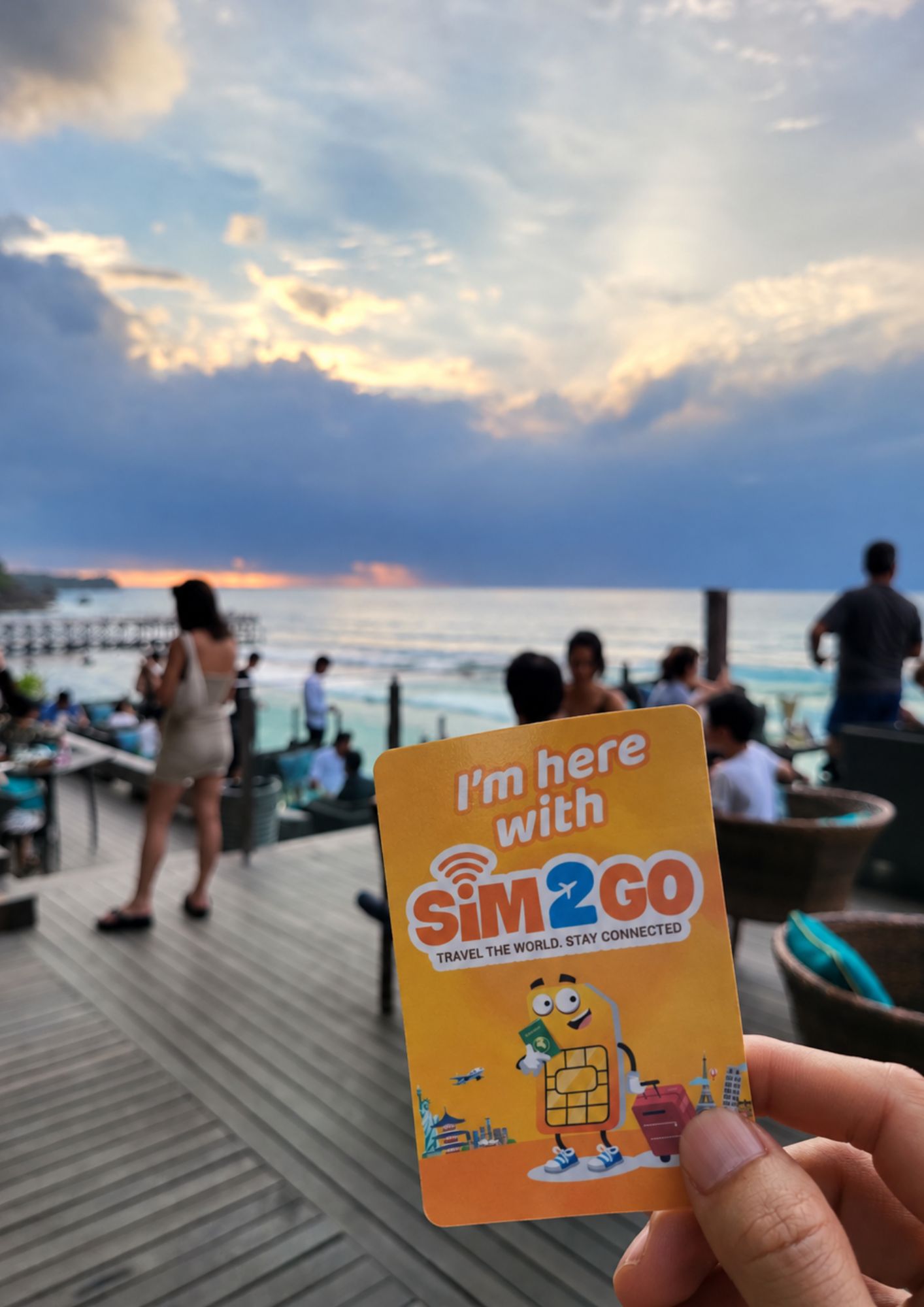 Bắt trọn khoảnh khắc hoàng hôn Bali cùng SIM2GO